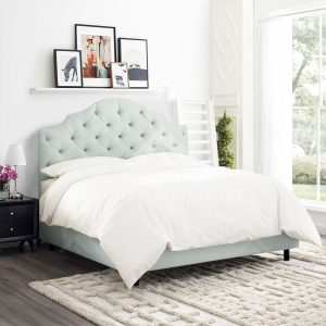 Amira_Tufted_Bed_Light_Grey.jpg